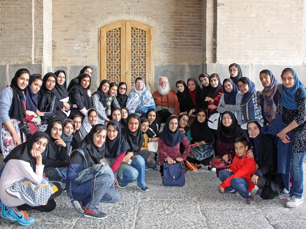 گروه زبان‌آموزان در اردوی آموزشی